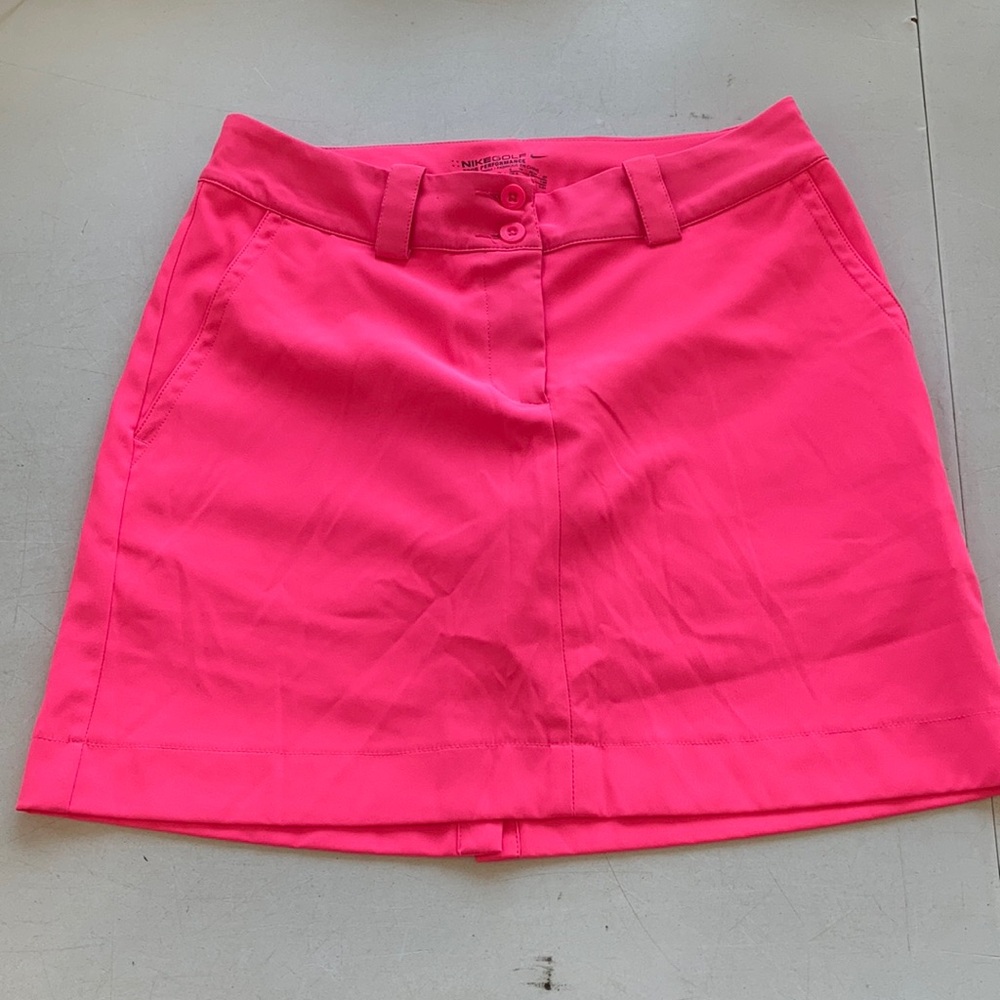 EUC Nike Golf Tour Performance Tech Skort Skirt Dri Fit Hot Pink Size 2